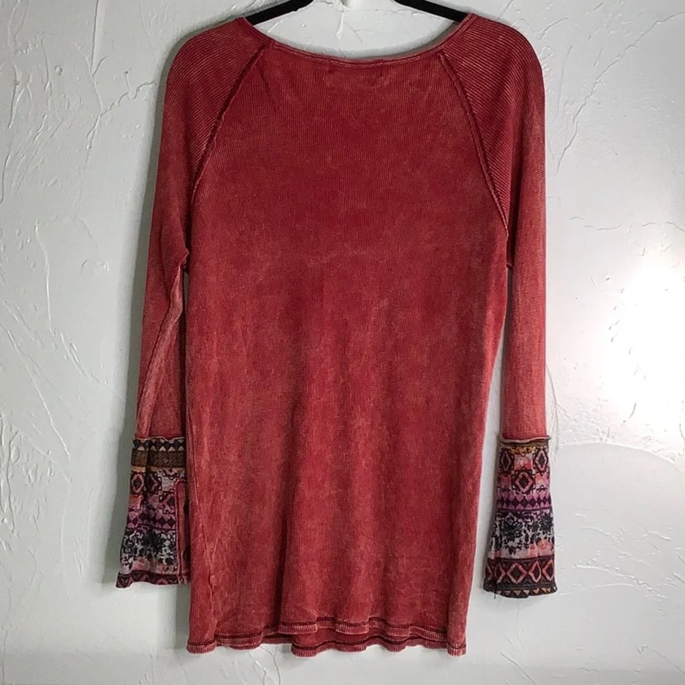 Able Thermal Raglan Wine Wash waffle knit Embellished Cuffs LS top size 1XL EUC - Picture 4 of 15